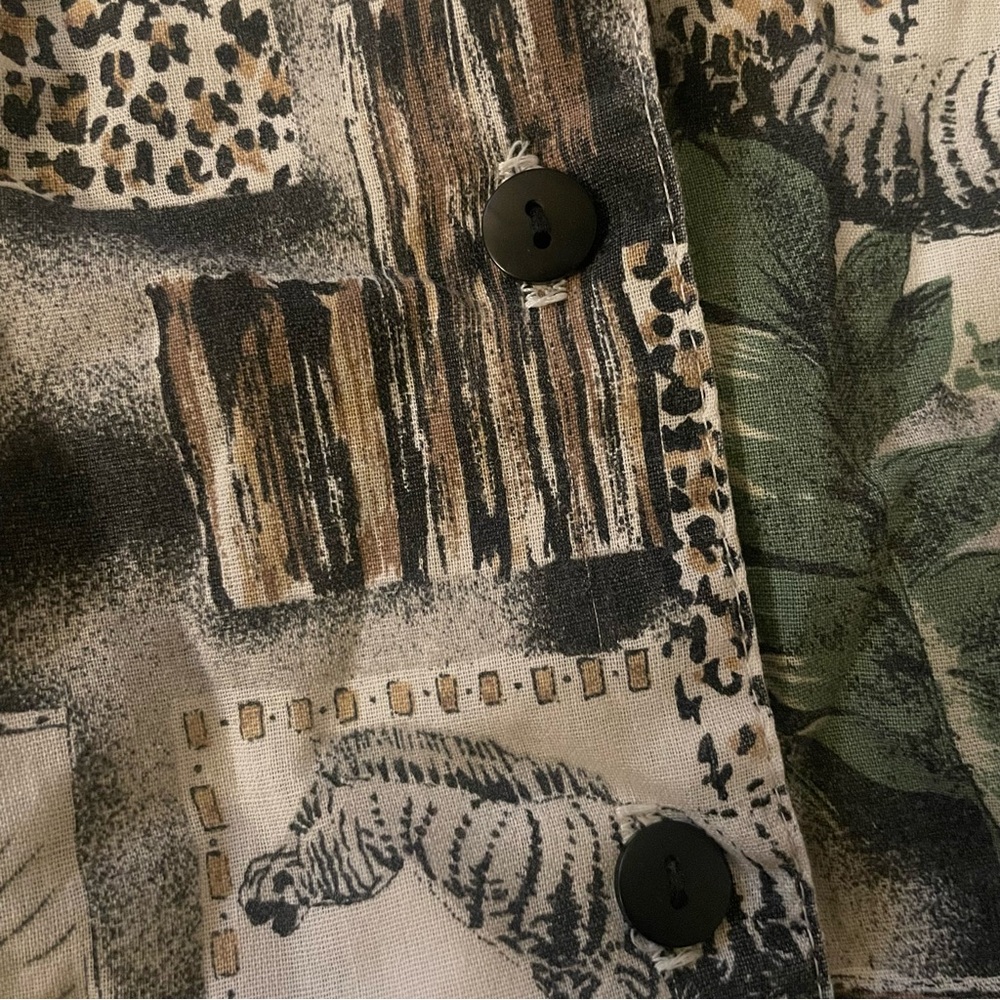 Vintage safari animal button down shirt - Picture 7 of 7